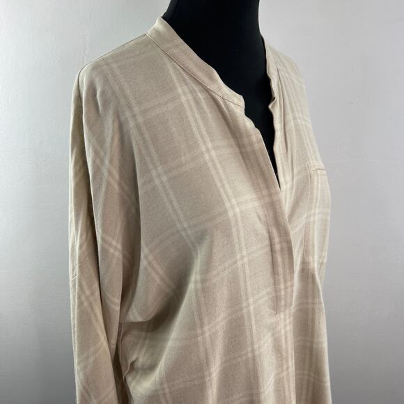 VINCE Beige Top Wool Stretch Plaid Drop Shoulder Split Neck Pullover Sz Medium M - Picture 6 of 11